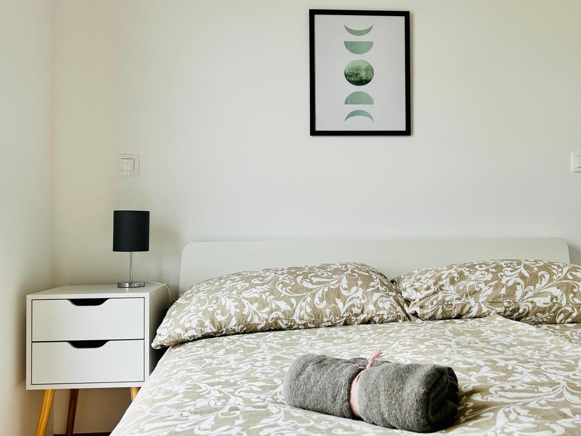 Modern Apartment With Balcony & Free Parking - Nearby Metro Wien Ngoại thất bức ảnh