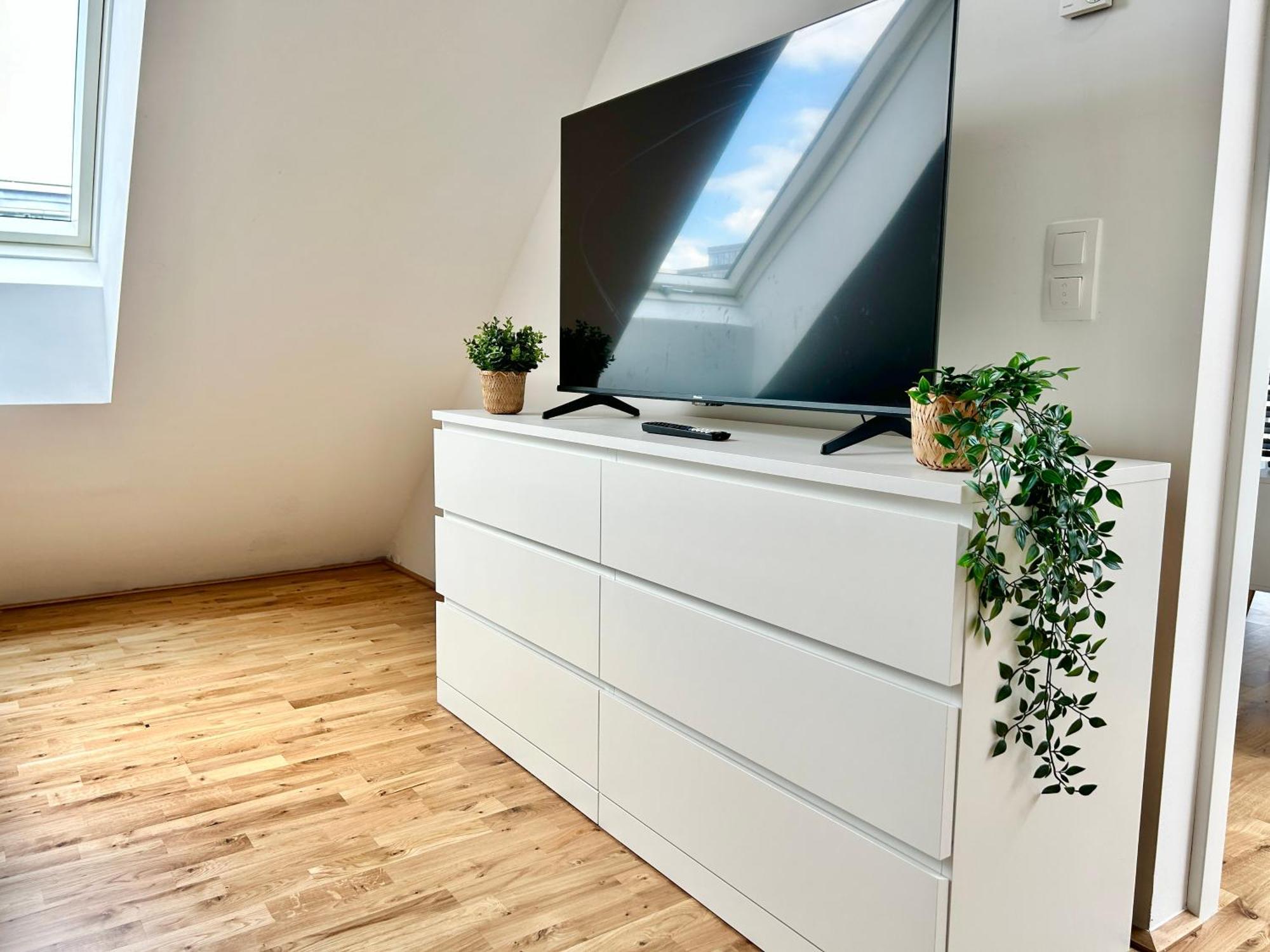 Modern Apartment With Balcony & Free Parking - Nearby Metro Wien Ngoại thất bức ảnh