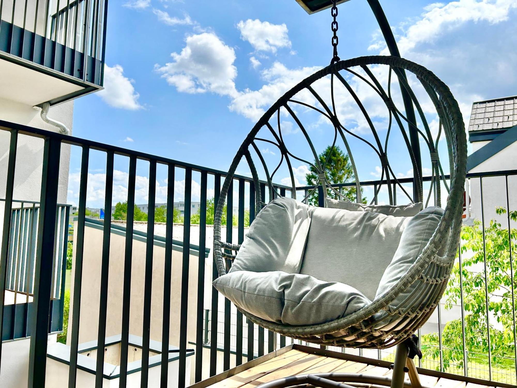 Modern Apartment With Balcony & Free Parking - Nearby Metro Wien Ngoại thất bức ảnh